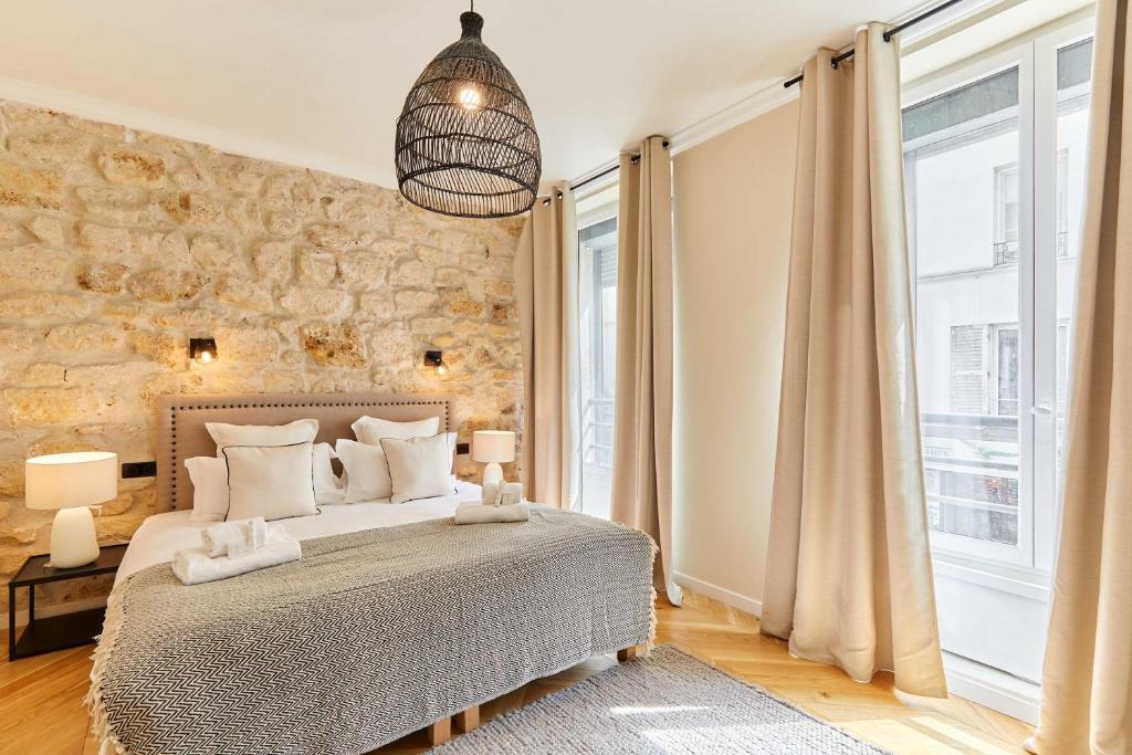 Cozy Apartment Center of Paris - 3