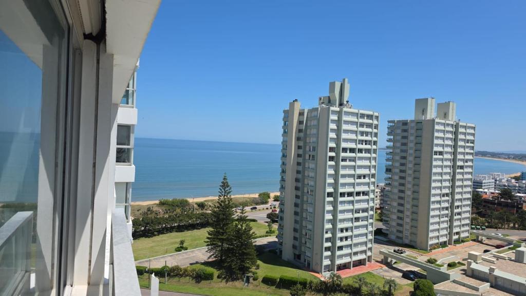 apartamento a estrenar frente al mar - 2