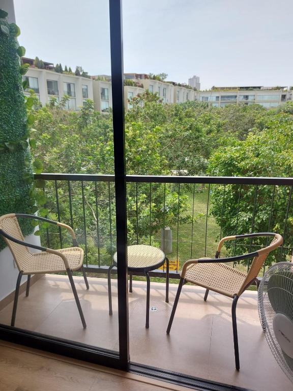 Lovely & quiet place, park view & private parking - 4