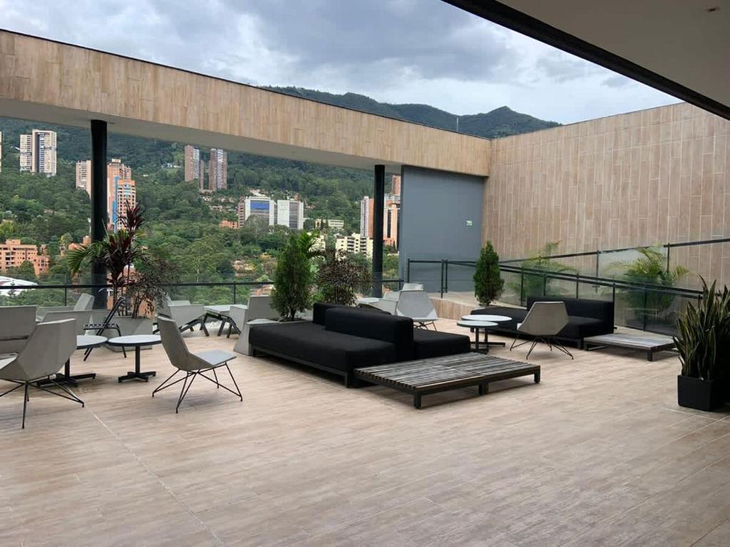 NOK Beautiful 2BR Apartment in El Poblado - 5