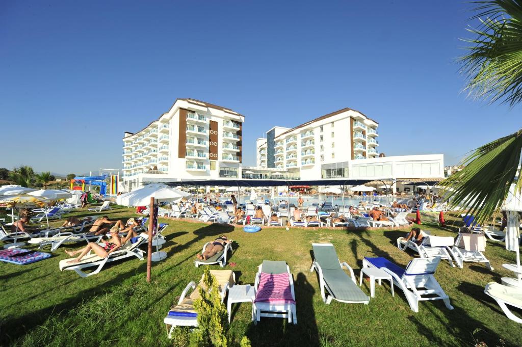 Cenger Beach Resort Spa - All Inclusive — Manavgat