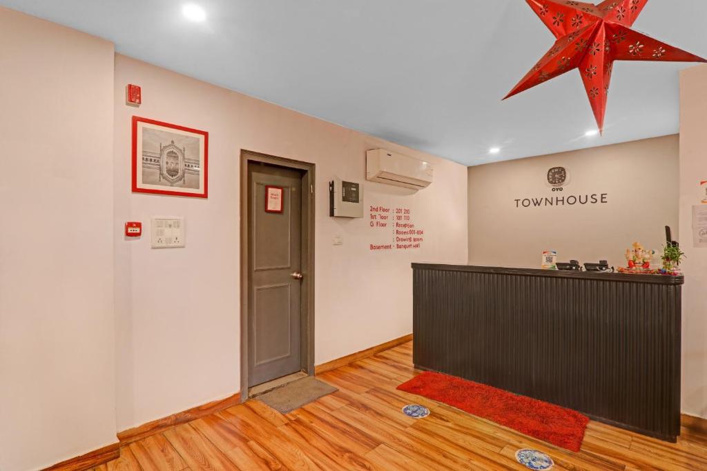 フロント・ロビー