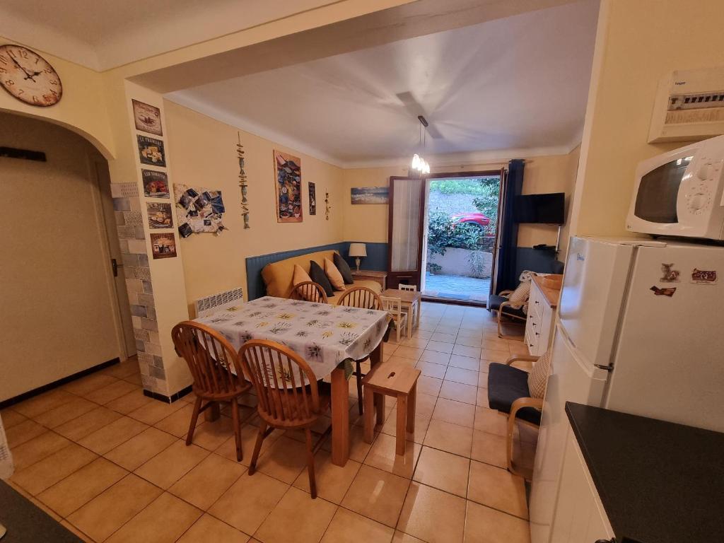 Charmant appartement avec terrasse à Collioure - FR-1-309-484 - 4
