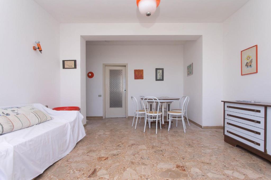 Trilocale con giardino a pochi passi dalla spiaggia - 5