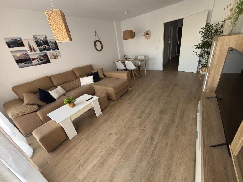 Trimar - Apartamento céntrico con garaje - 2