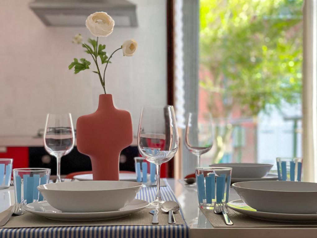 Modern 9 pax Group Apt Mestre Stn Venice 4 Min - 3