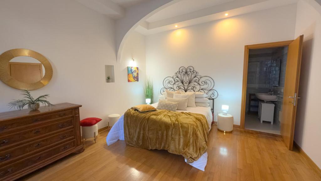 Piazza Erbe 2 Bedrooms - 3 Bathrooms - 1