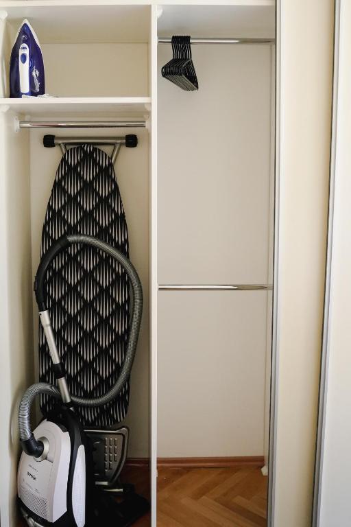 UrbanStay Apartment - 2