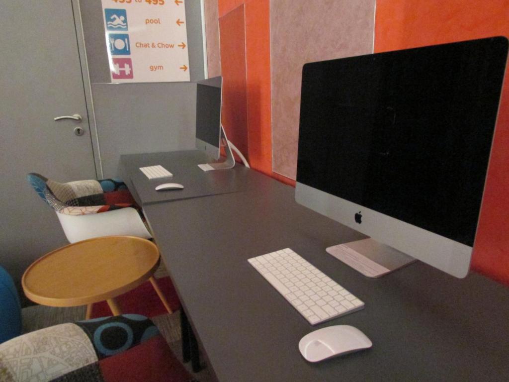 Business center