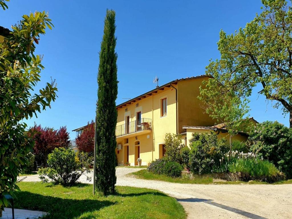 Apartment with swimming pool in Tuscany - 1
