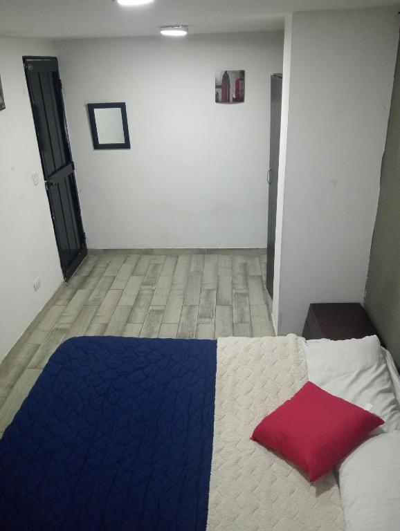 FOSALIVING habitaciones, universidad nacional, embajada Estados Unidos,Corferias, Campín, Movistar, Aeropuerto Dorado 15min - 3