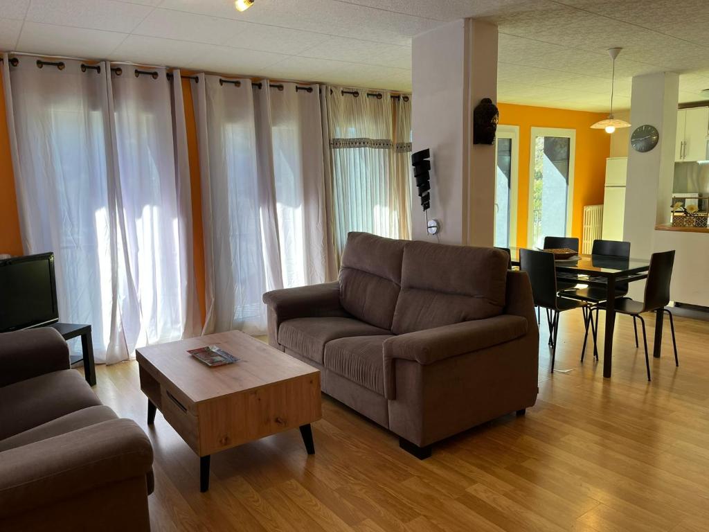 Hotel Roc de St Miquel & Apartment - 3