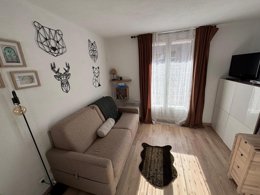 Studio Risoul 1850 - 1