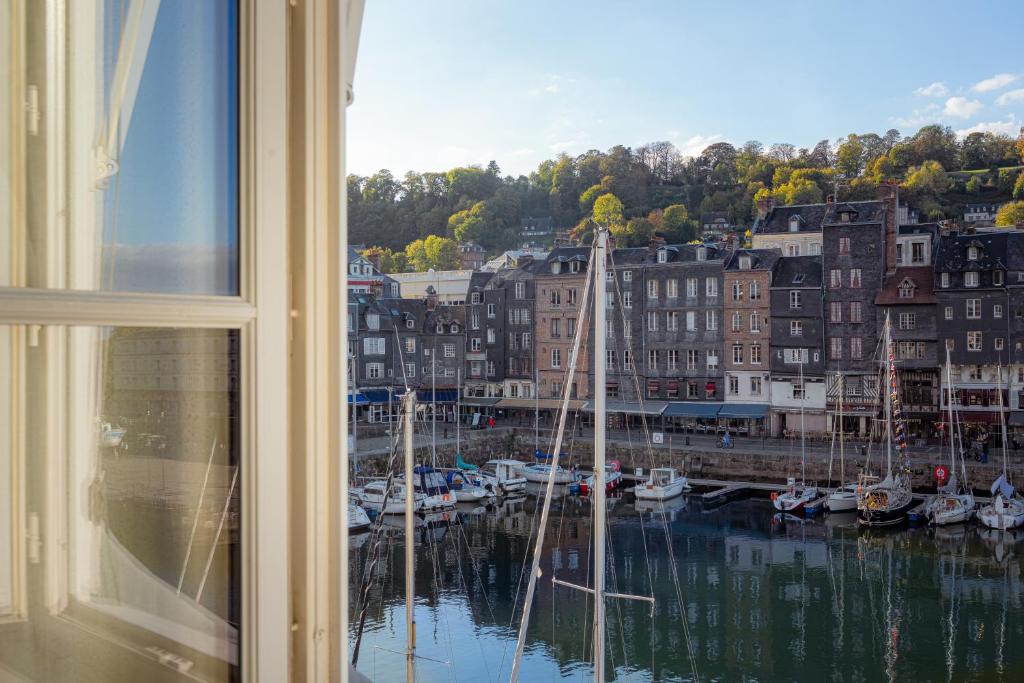 Appartements avec vue sur le port - 1