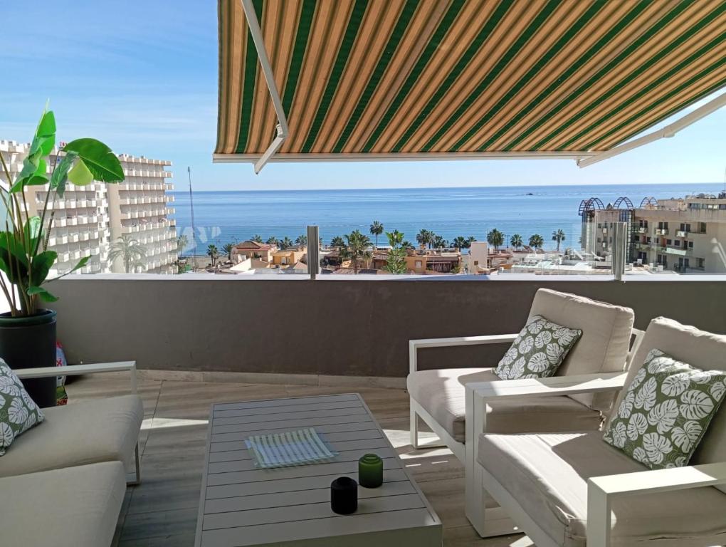 APARTAMENTO CON VISTAS AL MAR - 1