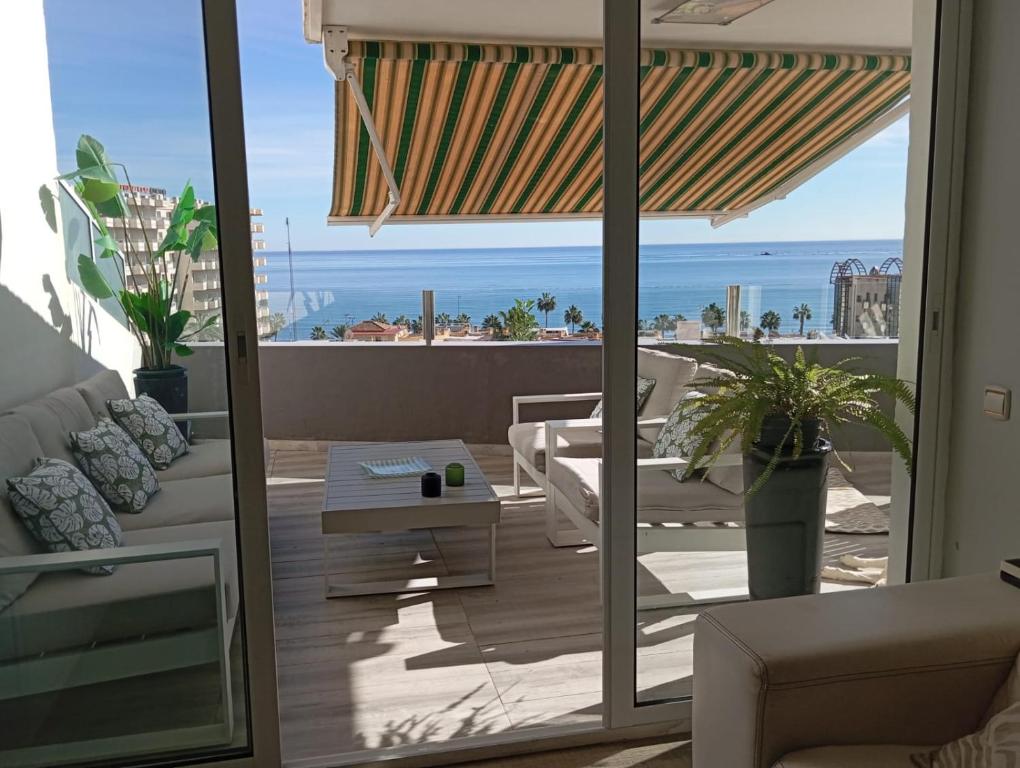 APARTAMENTO CON VISTAS AL MAR - 4