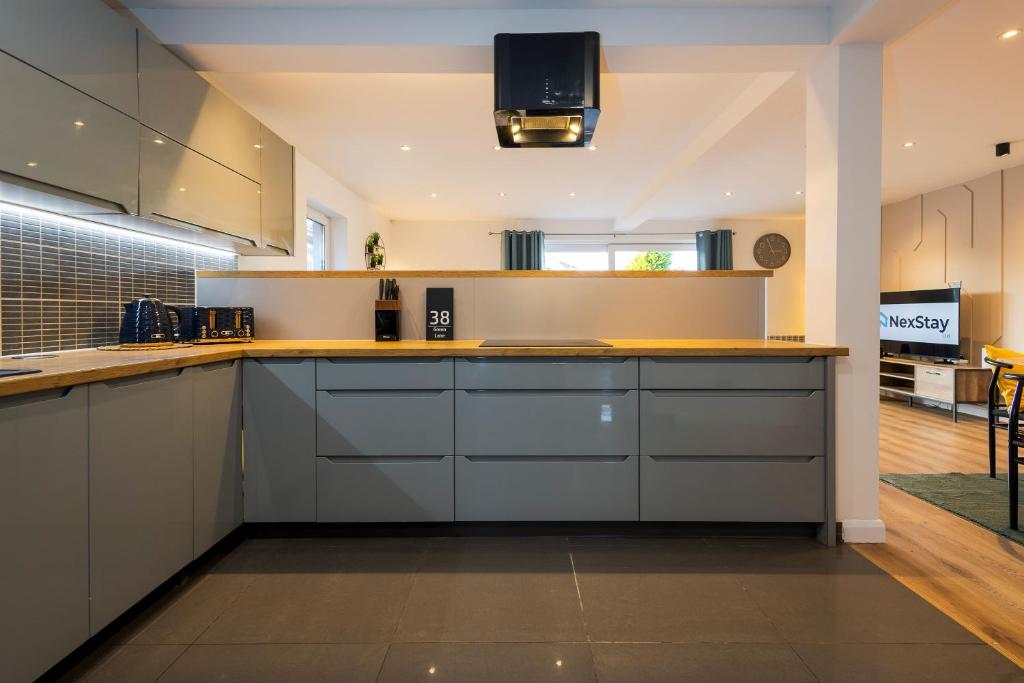 Private Luxe Bournemouth 5BR photo 8