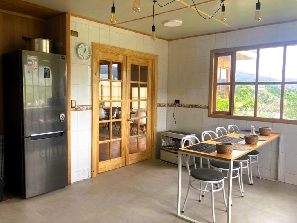 La Otra Orilla Hostal - 2