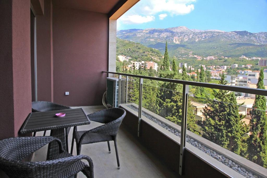 Apartments Location by Chabad House - 4