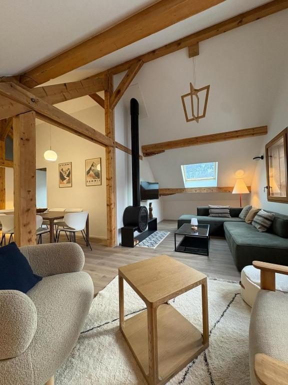 Esprit chalet, grand appartement neuf avec poêle à bois - 1