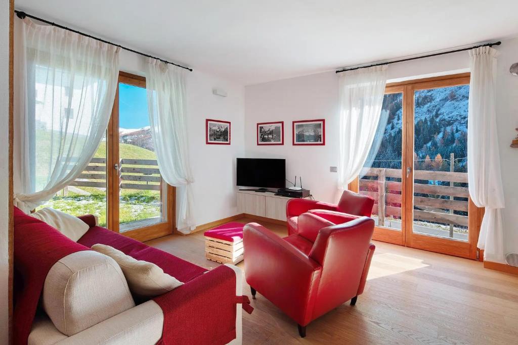 Sunny Arabba Apartment - 3