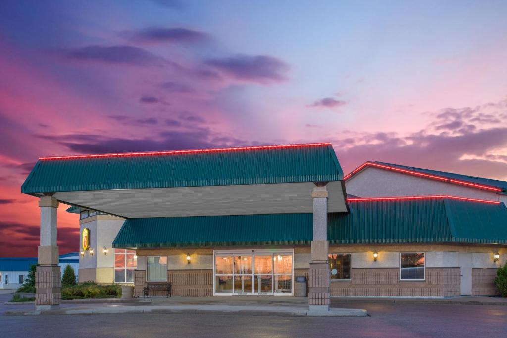 Super 8 By Wyndham Portage La Prairie Mb Photo 24