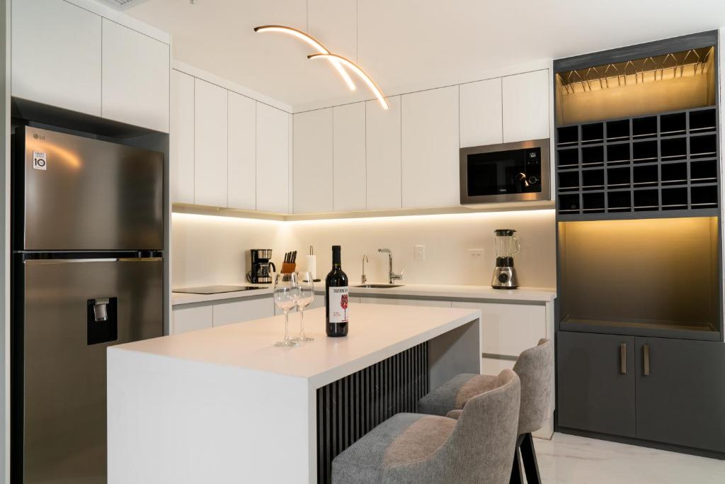 Nova Hosting Suite de lujo Torre Millenium - 3