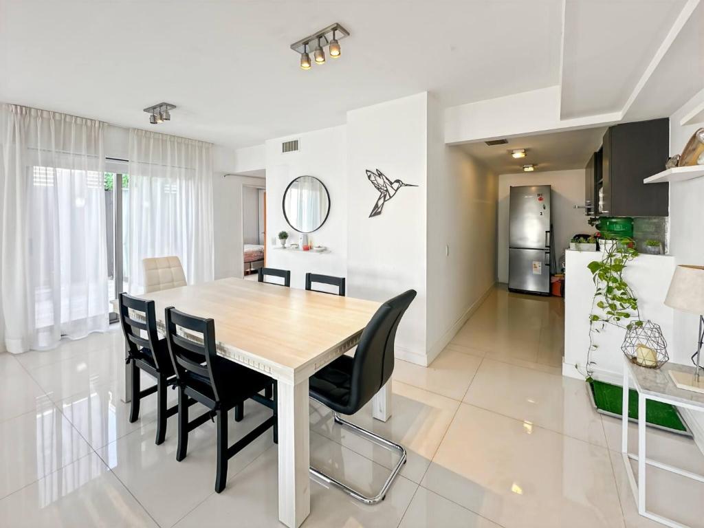Charming Buenos Aires Apartment with City Views - 2