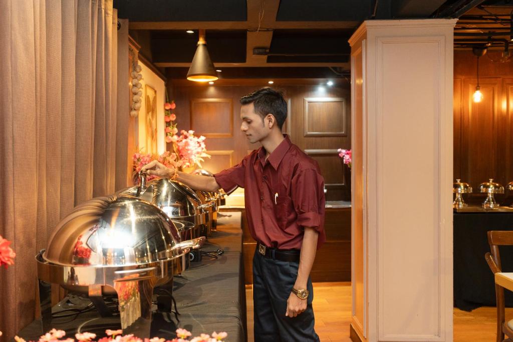 อาหารและเครื่องดื่ม