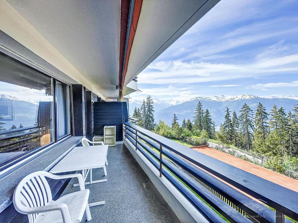 Apartment Cransalpin Apt- 28 - Secteur 1 by Interhome - 2