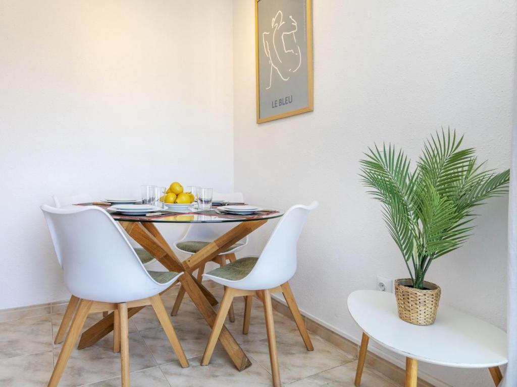 Apartment Costa Brava by Interhome - 3