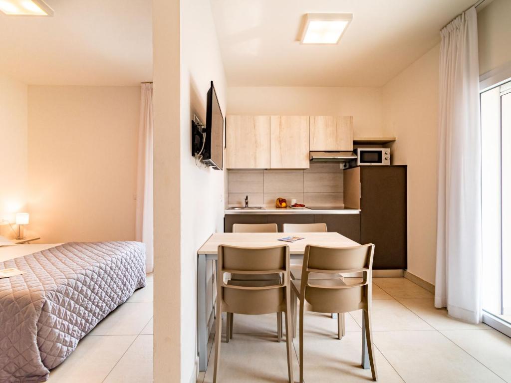 Apartment Iris Suite-2 by Interhome - 5