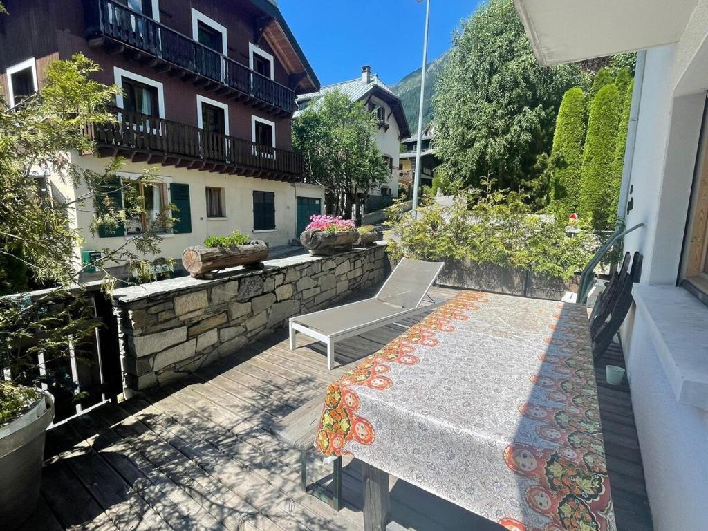 Spacious 2 bedroom apt with terrace Chamonix center - 3