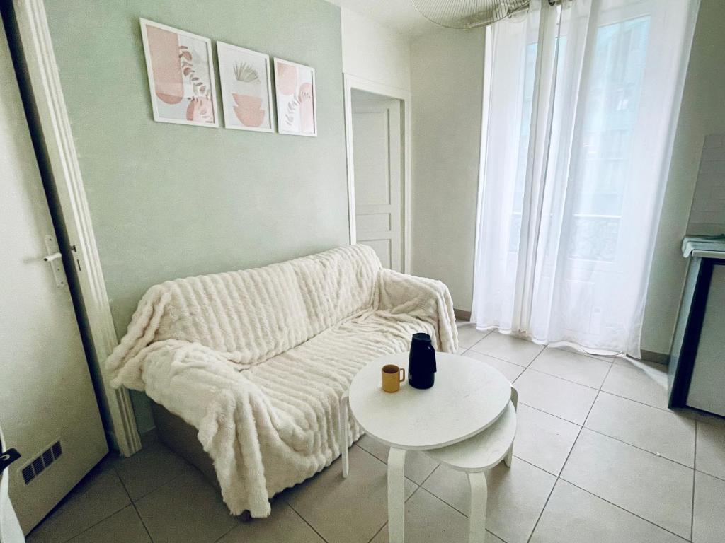Jin's cosy apartment at Paris 10ème - 5
