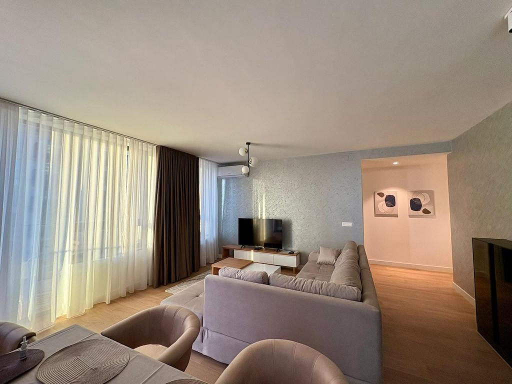 The Grand Horizon Luxury Two Bedroom at BW - 4