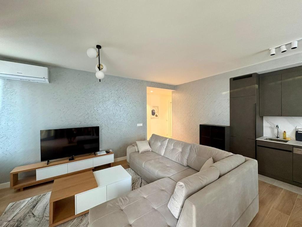 The Grand Horizon Luxury Two Bedroom at BW - 5