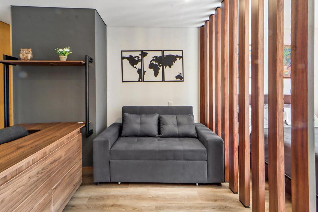 Apartaestudio Moderno en Edificio TEIK, Centro Internacional Bogotá, Self Check-in y Ubicación Premium - 3