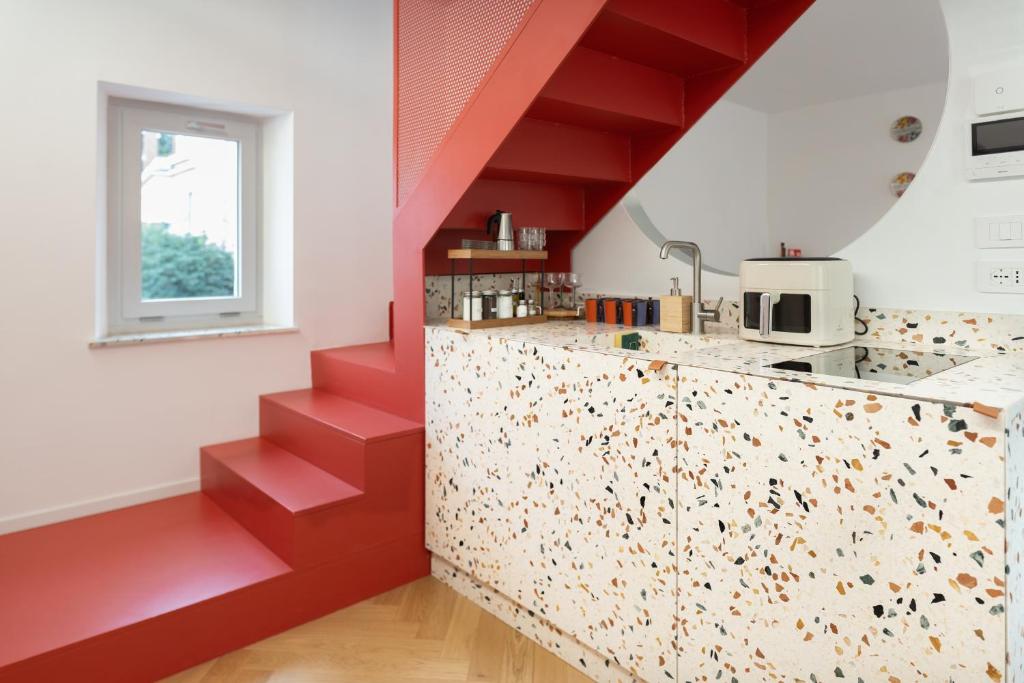 NEST LIVING Red Velvet - 2
