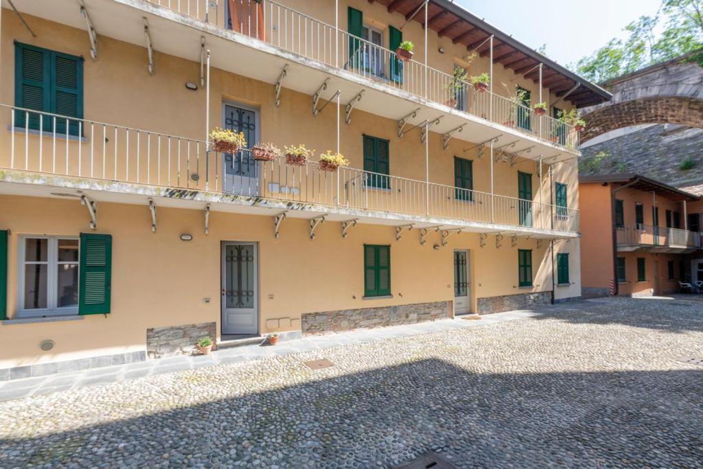 Cosy Garden Apartment In Como - 2