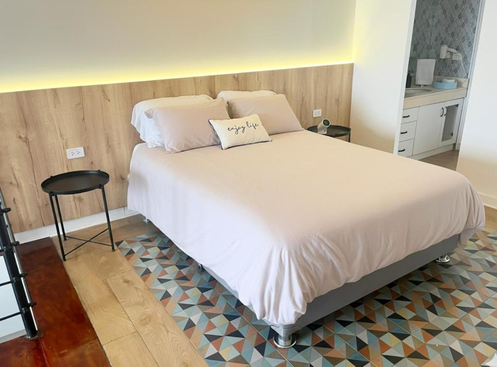 Duplex con piscina en Miraflores - 1