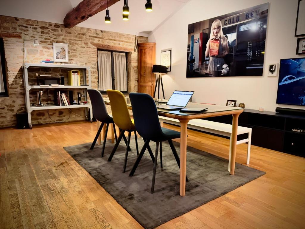 Appartement calme à Valmy, accès vieux Lyon 5mn - 3