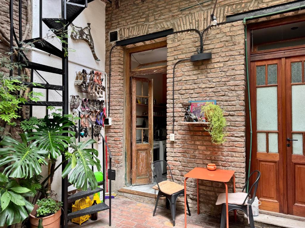 Facilities, Lina's Tango Guesthouse in Buenos Aires