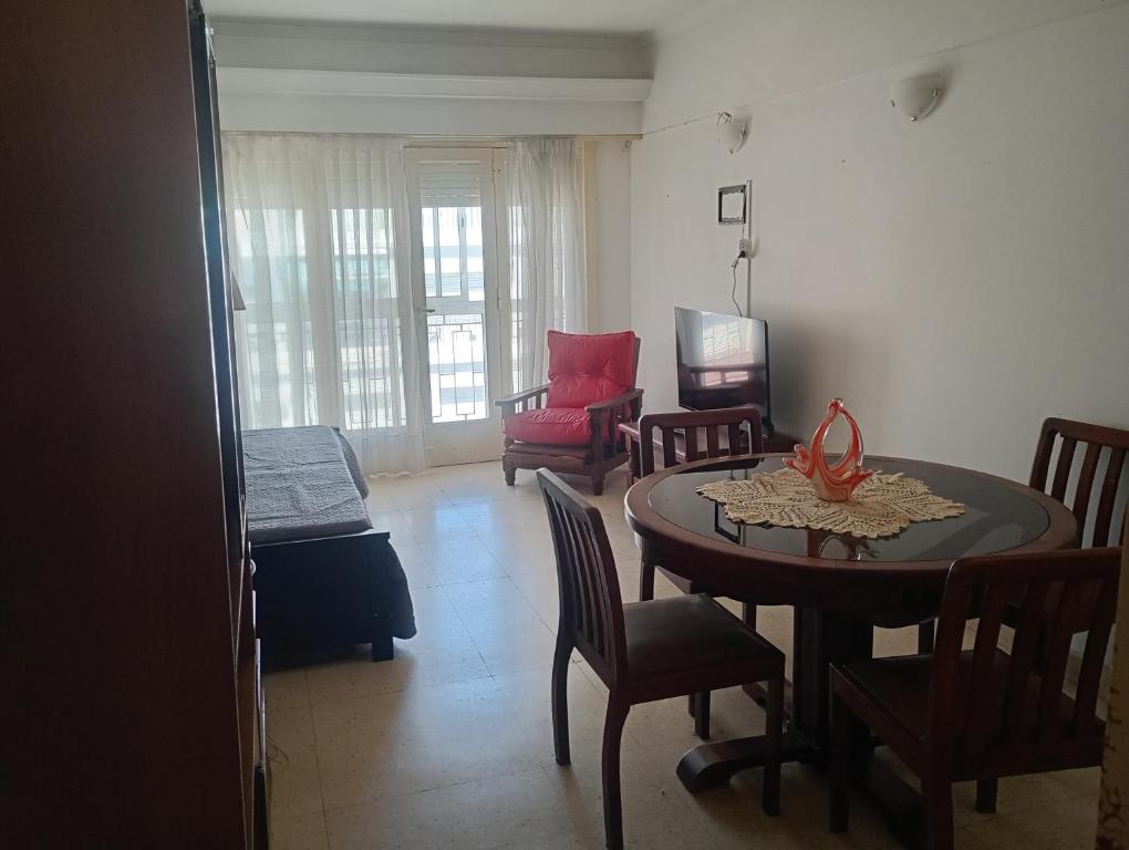 Alquilo departamento - 2