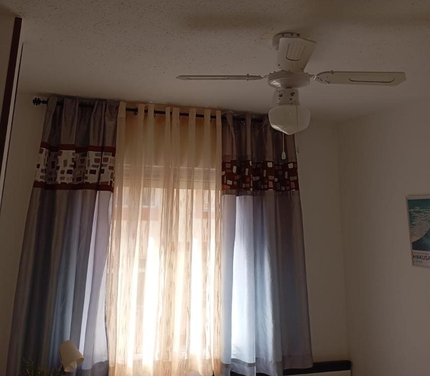 Habitación en Carril de la Cordobesa - 2