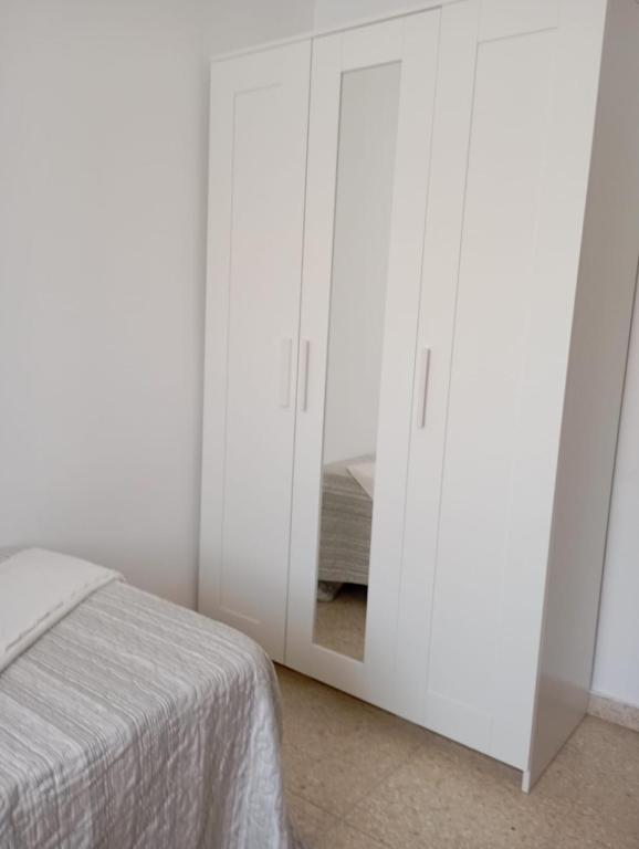Habitación en Carril de la Cordobesa - 4