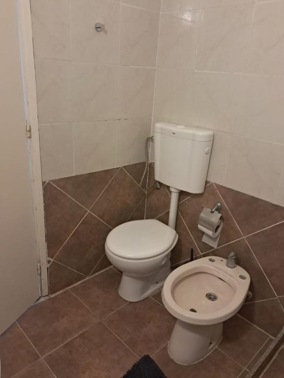 Excelente apartamento sobre la principal avenida - 2