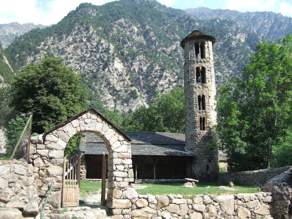 Nearby attraction