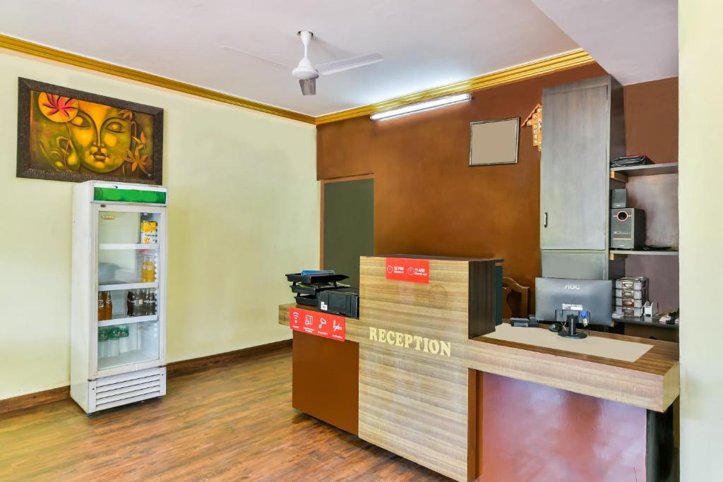 フロント・ロビー