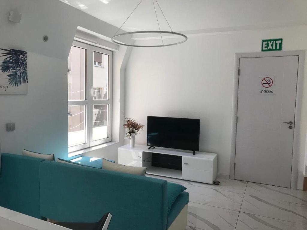 Luxure Suites - 2