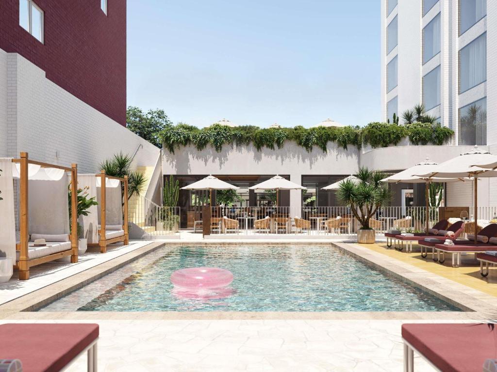 Exterior view, Hyde Perth in Perth